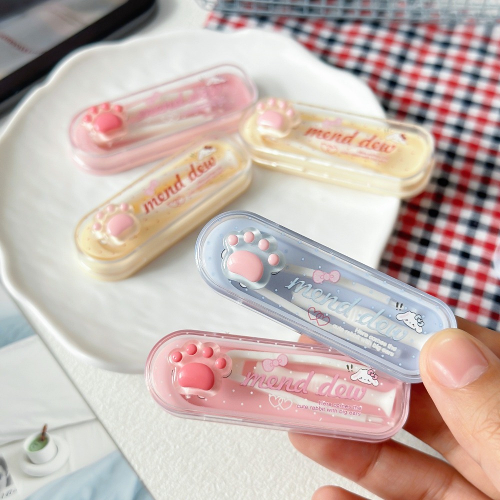 طقم حافظة عدسات لاصقة بتصميم م - مراجعة Travel Accessories Kit For Women وسعره