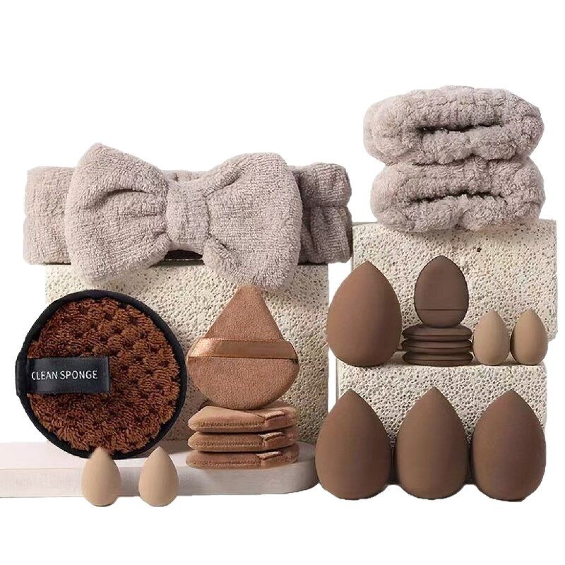 مجموعة إكسسوارات تجميل مكونة م - مراجعة Travel Accessories Kit For Women وسعره