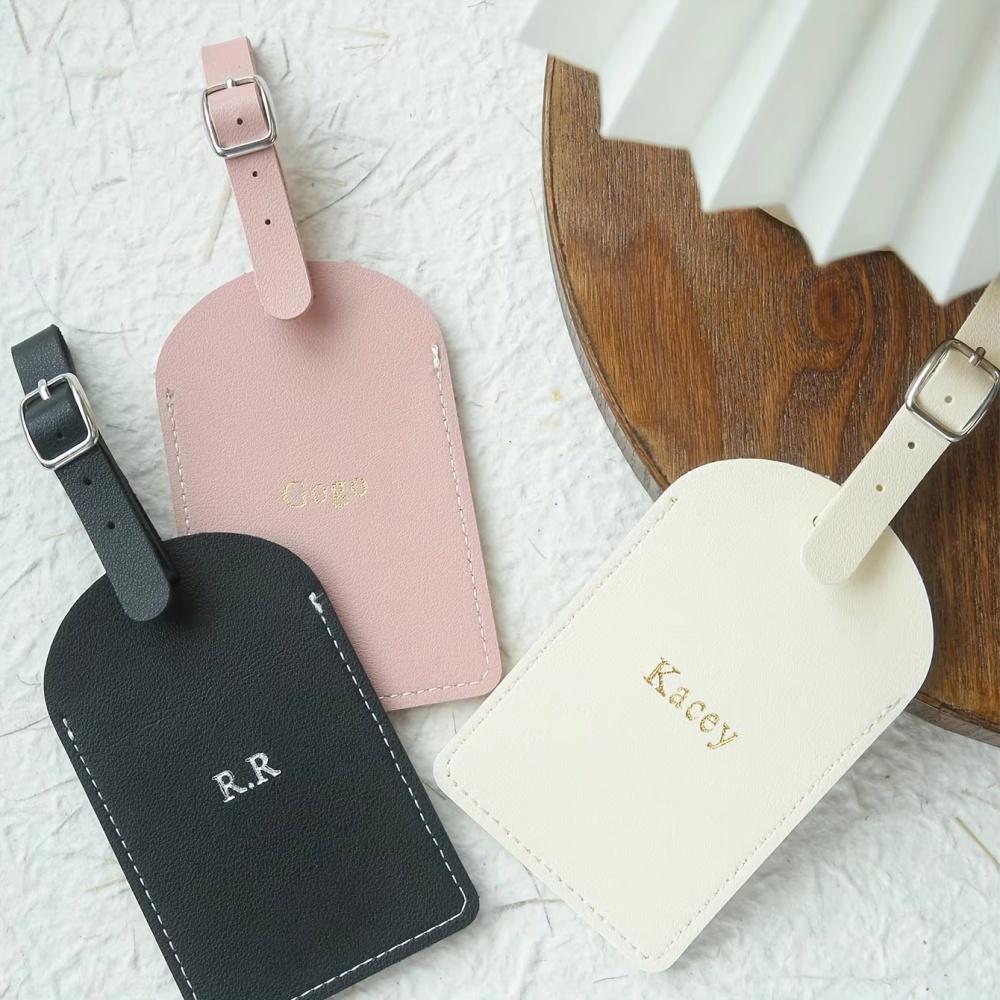 بطاقة أمتعة مخصصة من الجلد الن - مراجعة Travel Accessories List وسعره